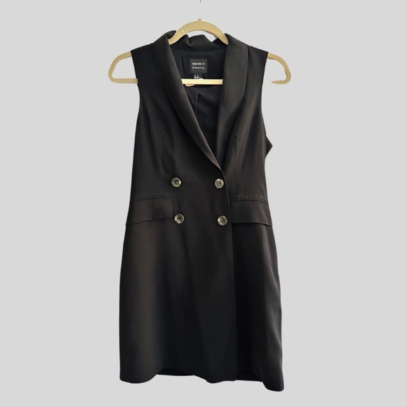 Tuxedo Style Dress - Picture 1 of 4